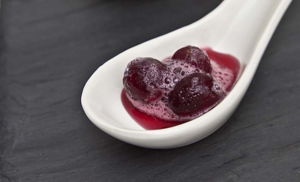 탄산화 크렌베리 http://modernistcuisine.com/recipes/carbonated-cranberries