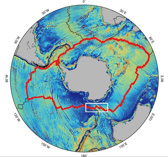 하얀 실선 네모 박스가 탐사 지역인 호주-남극 중앙해령. 출처: 극지연구소
