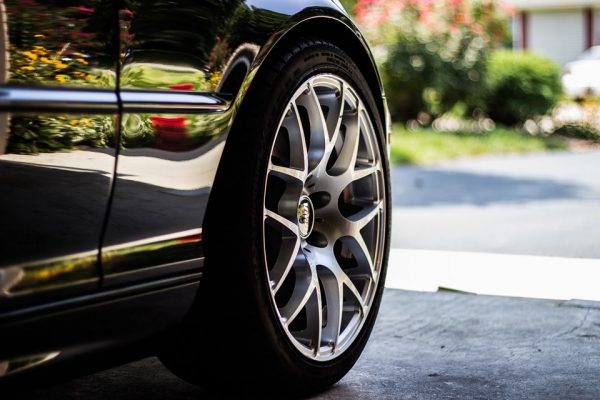 2013년 1월부터 판매되는 모든 신차는 타이어 공기압 경고장치를 의무적으로 장착한다. 출처: pixabay