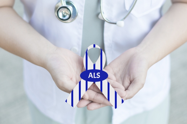 ALS(amyotrophic lateral sclerosis)로 의사소통에 어려움을 겪는 환자들에게 희소식이 될 전망입니다. 출처:fotolia