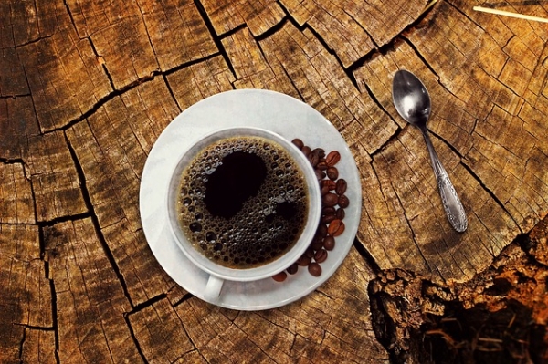커피가 골다골증을 일으킬 수 있다는 속설이 있다. 출처:pixabay