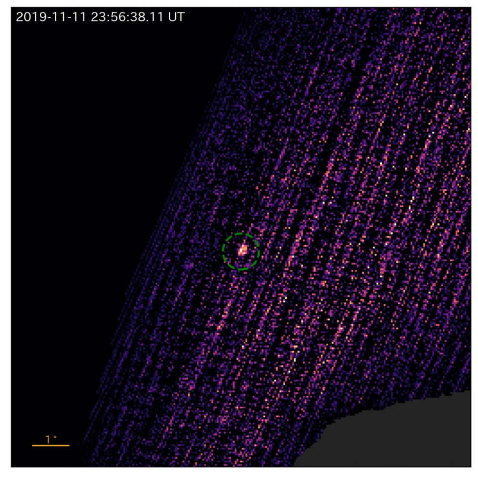 이 이미지는 렉시스(REXIS)에 의해 감지된 블랙홀 MAXI J0637-043의 X-선 폭발을 보여준다. 출처: NASA/Goddard/University of Arizona/MIT/Harvard