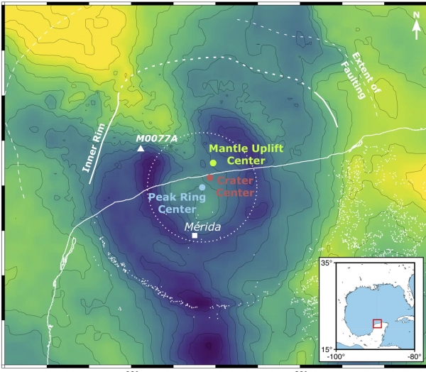 칙술루브 분화구에서 비대칭적으로 나타나는 중력도(Gravity map)은 소행성 충돌 당시의 각도에 대해 알려준다. 출처:  Gareth Collins/Imperial College London